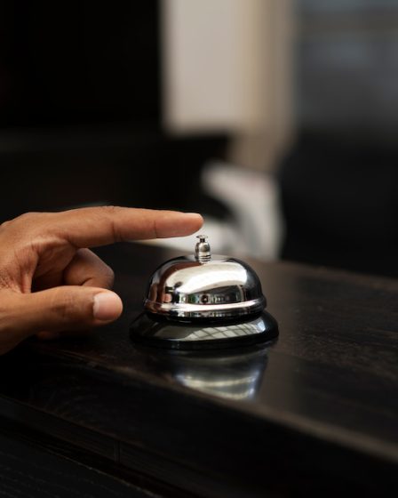 Estadia prática: hotel com estacionamento grátis na Zona Norte de São Paulo